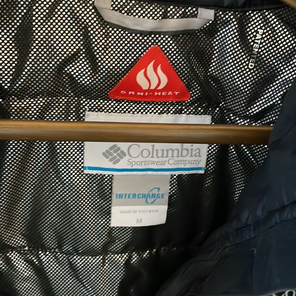 Women’s 2 in 1 Omni-Tech Winter Coat - Picture 9 of 11